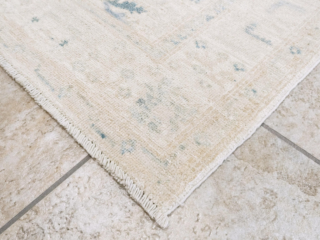 4x6 Light Beige Serapi Rug - Oriental Area Rug - Floral Design