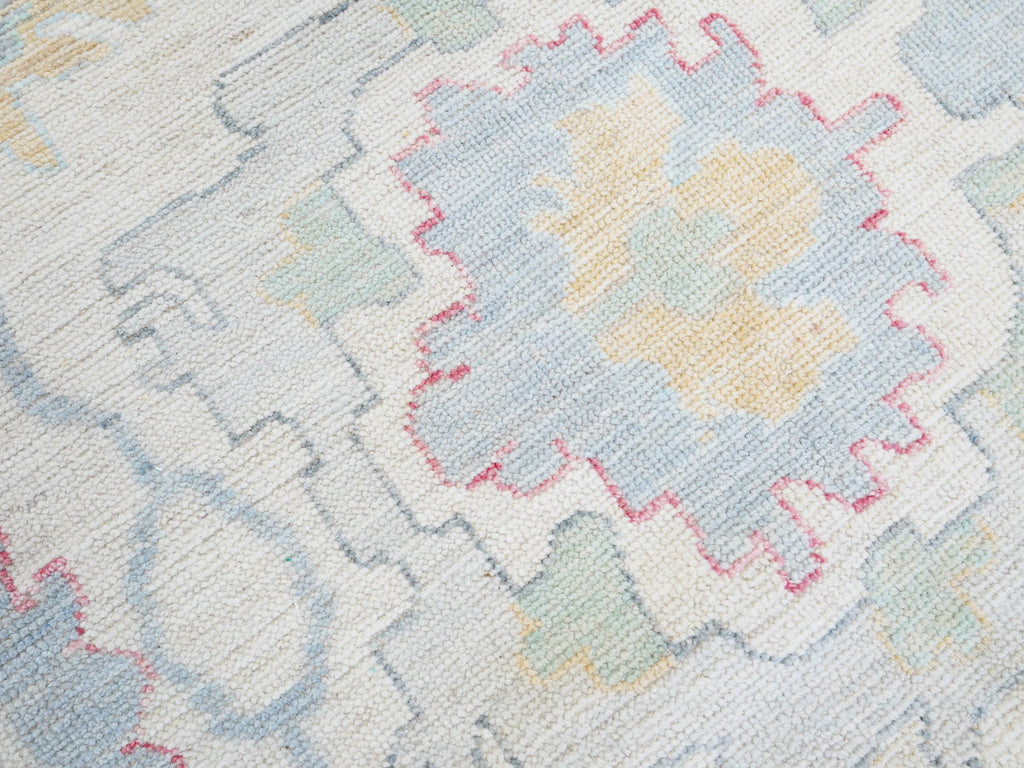9x12 Ft White Pastel Oushak Rug - Handmade Area Rug - Floral Design