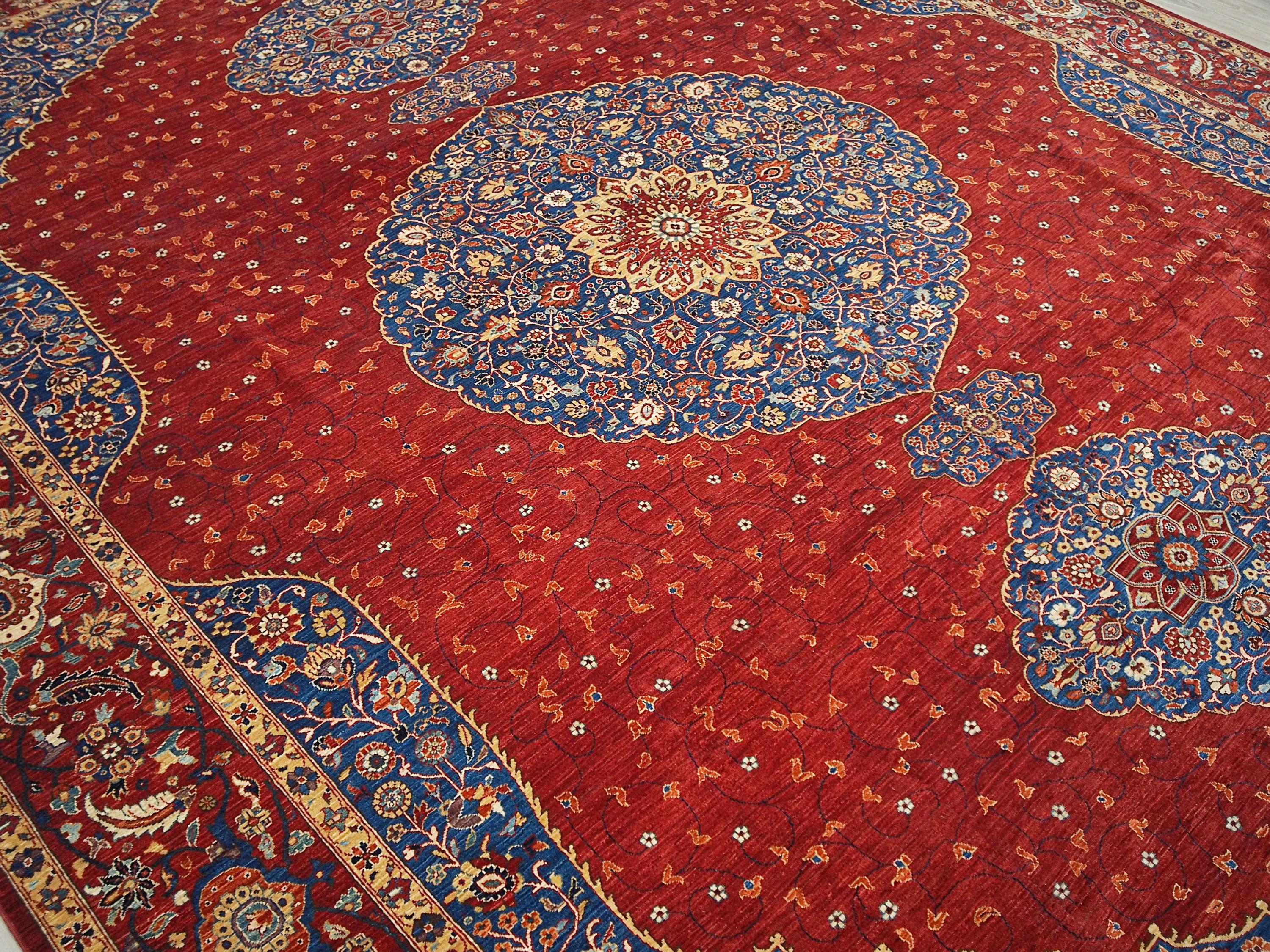 10x14 Ft Red Serapi Rug - Hand Knotted Wool Medallion Rug