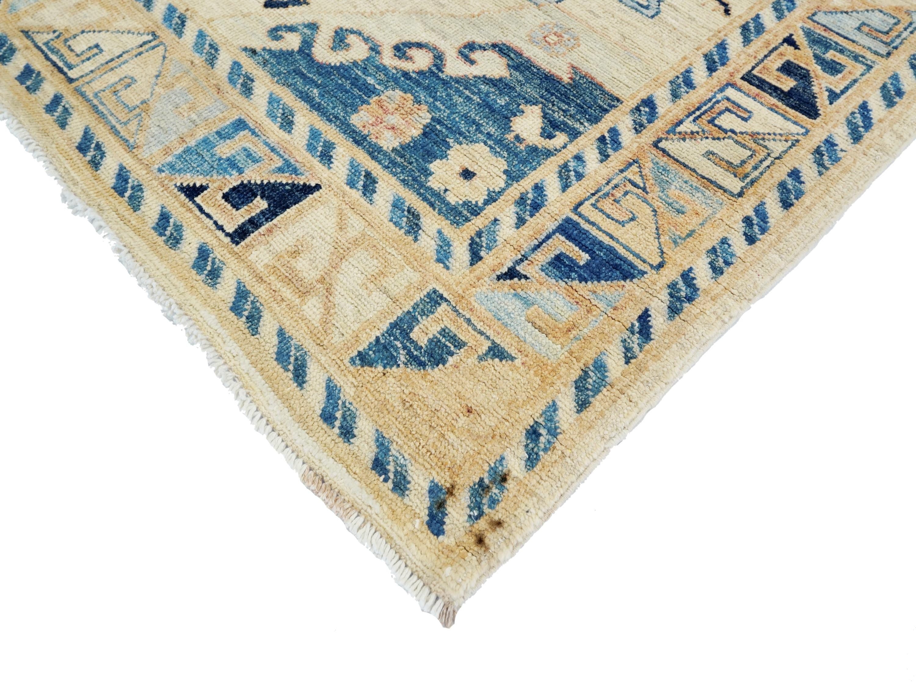 6x9 Ft Antique Heriz Rug - Beige & Blue Persian Rug