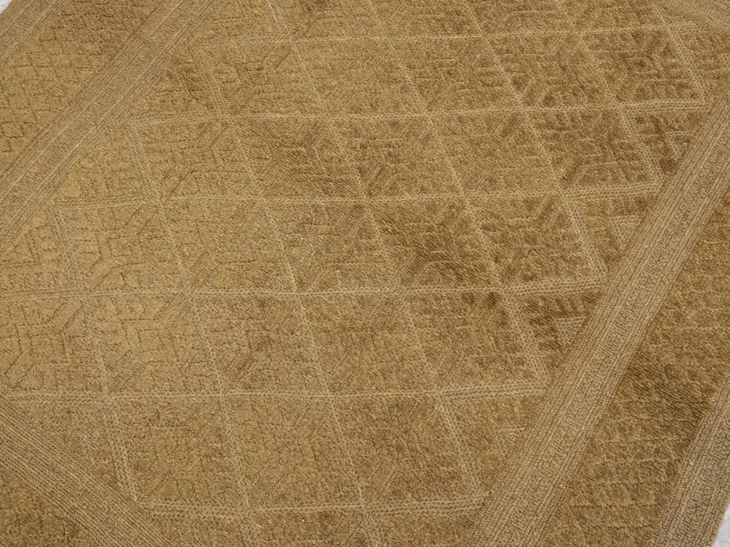 5x6 Ft Vintage Tribal Kilim Rug - Hand-Knotted Wool - Bronze Detail