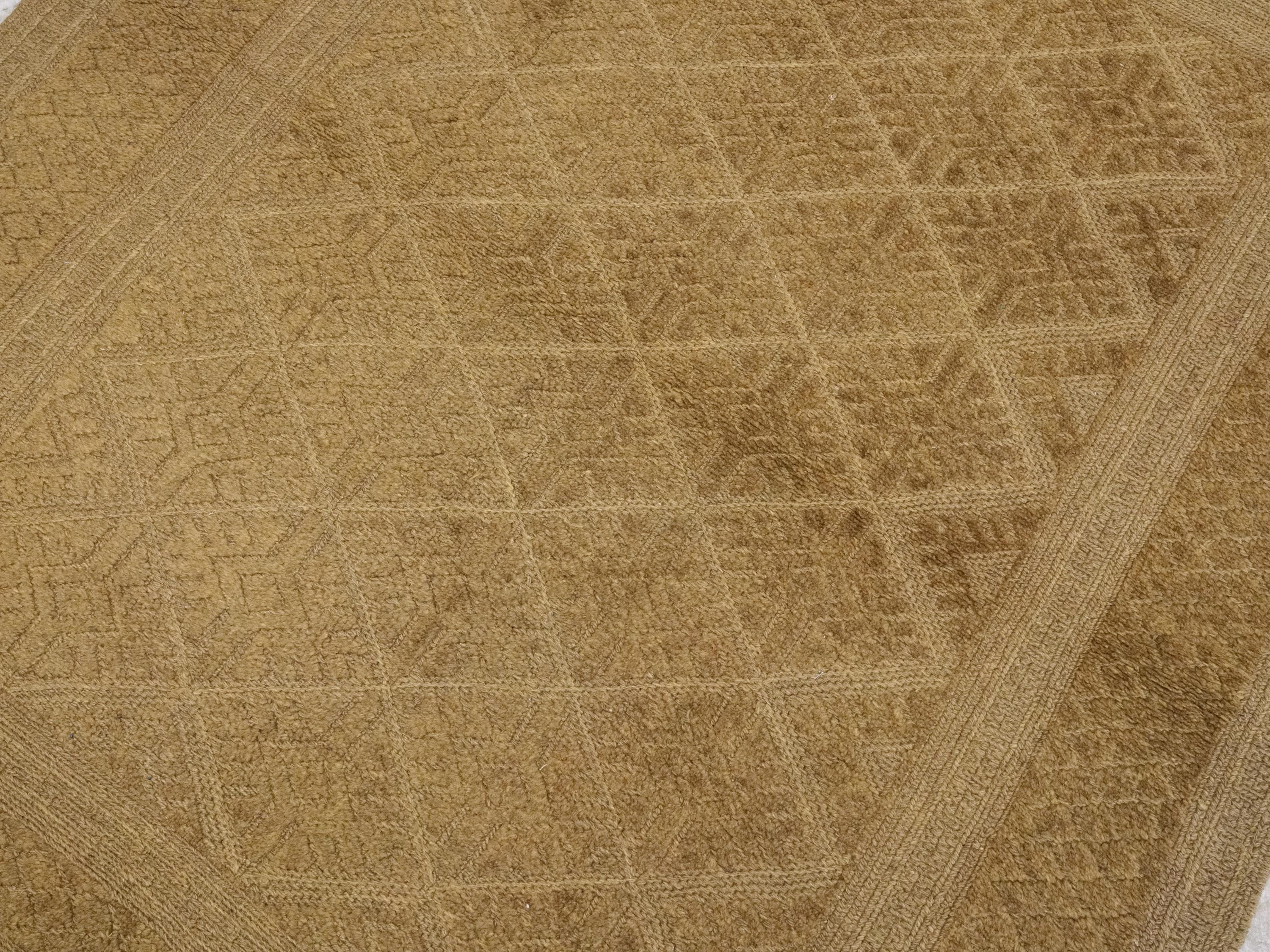 5x6 Ft Vintage Tribal Kilim Rug - Hand-Knotted Wool - Bronze Detail