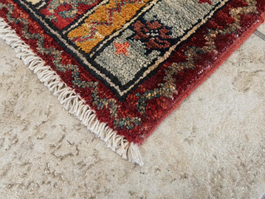 1x2 Ft Hand Knotted Heriz Rug - Red Afghan Wool Accent Rug