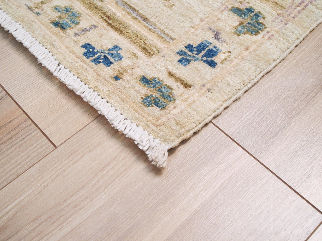 4x6 Ft Blue & Beige Heriz Rug - Hand Knotted Oriental Rug