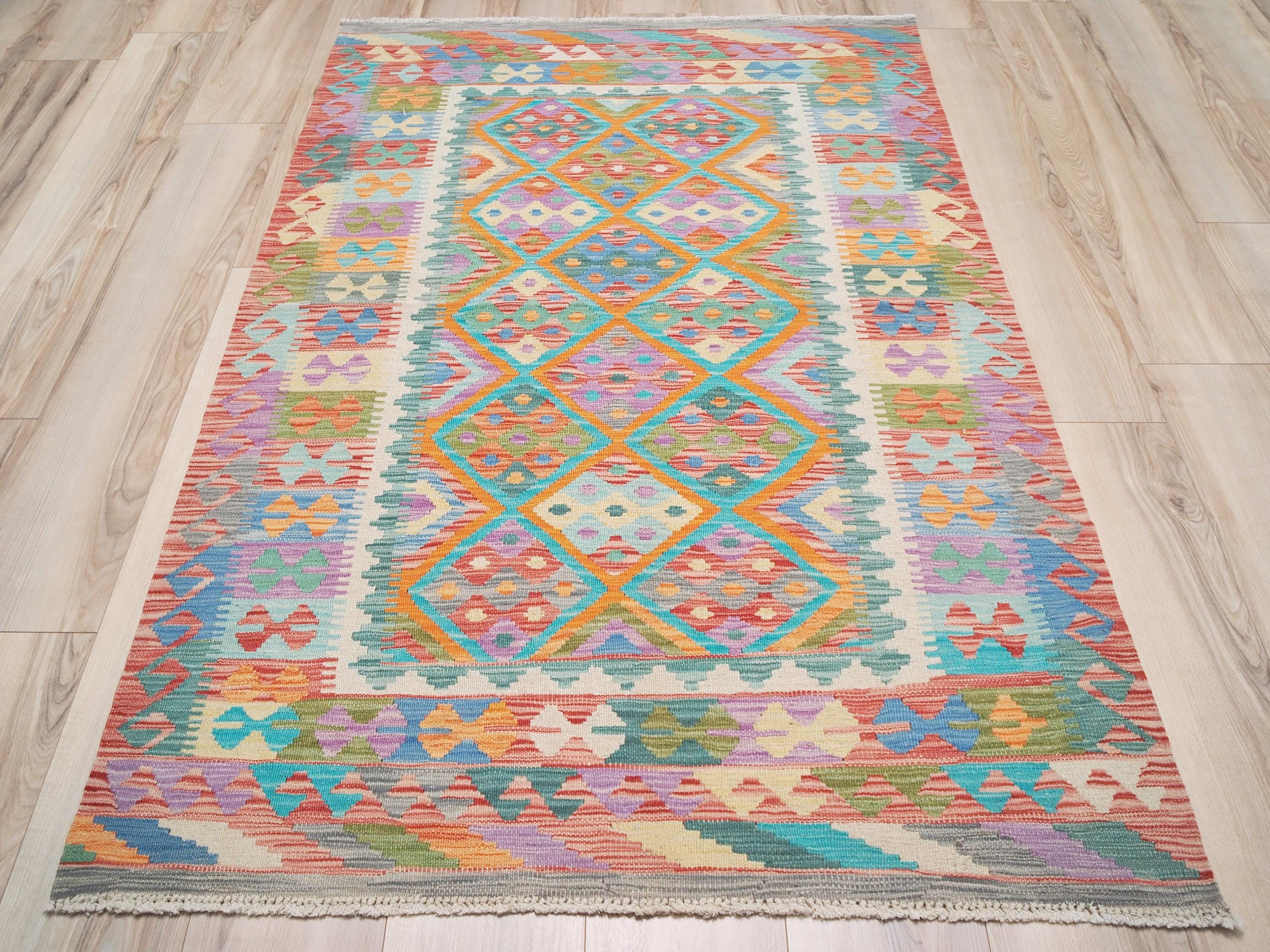 4x6 Ft Tribal Kilim Rug - Flat Weave Scandinavian Style