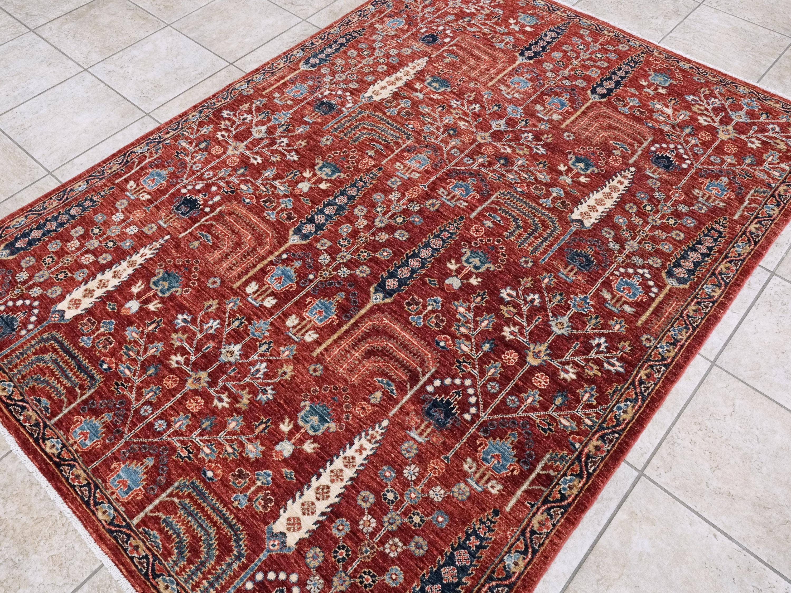 5x7 Ft Red Serapi Rug - Hand Knotted Oriental Rug - All Over Design