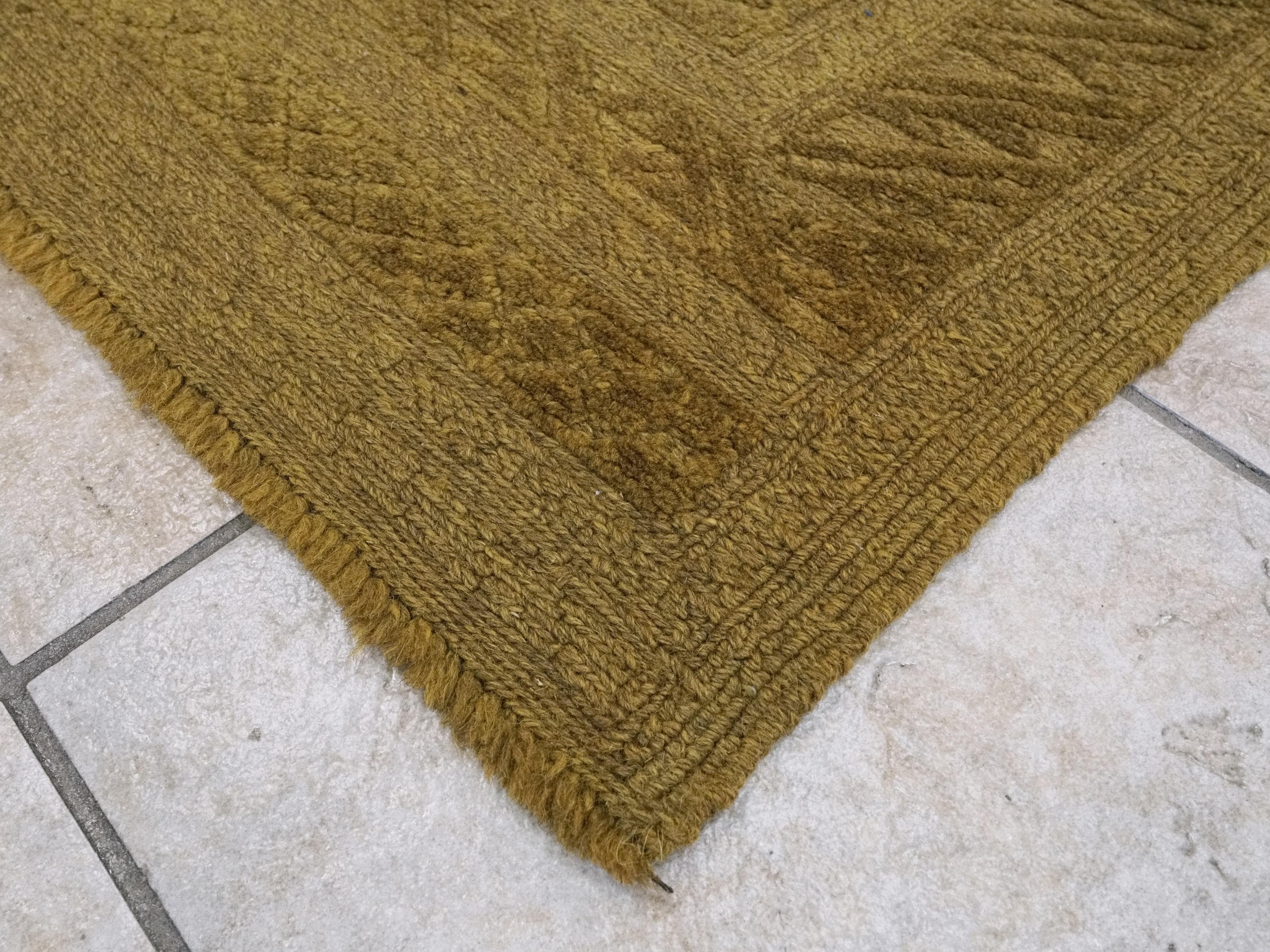 7x9 FT Hand Knotted Wool Kilim Rug - Light Brown Tribal Design